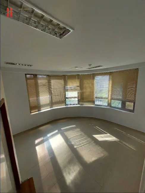 Sala Comercial para alugar, 82m2 em Barra da Tijuca, Rio De Janeiro - RJ - imagem 8 Foto 8 de Sala Comercial para alugar, 82m2 em Barra da Tijuca, Rio De Janeiro - RJ