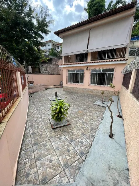 Casa com 4 quartos à venda, 199m2 em Cocotá, Rio De Janeiro - RJ - imagem 4 Foto 4 de Casa com 4 quartos à venda, 199m2 em Cocotá, Rio De Janeiro - RJ