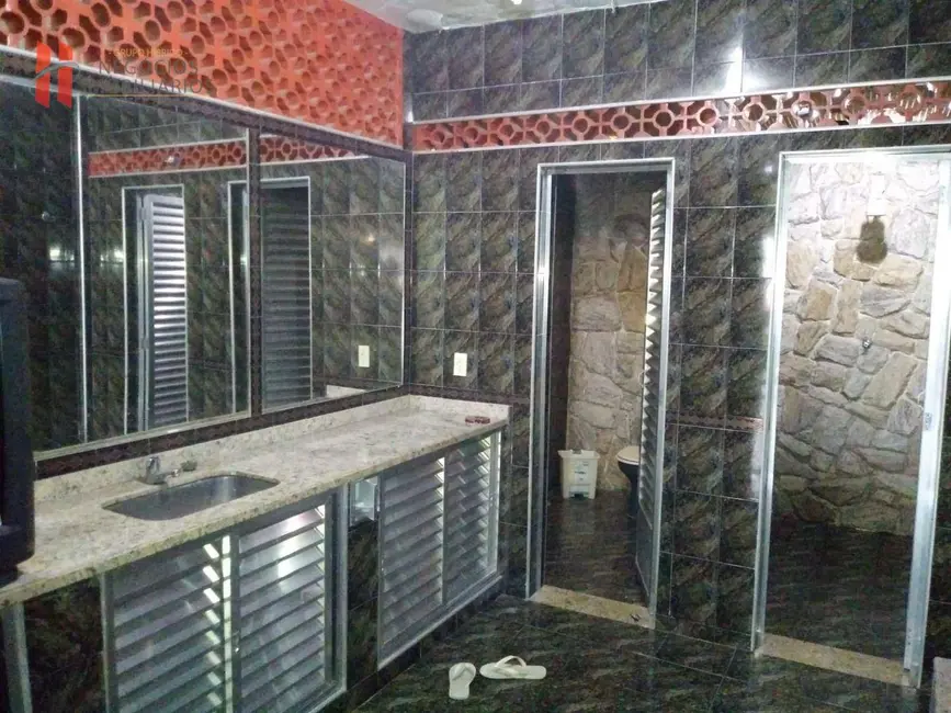 Foto 23 de Casa de Condomínio com 4 quartos à venda, 500m2 em Jardim Vinte e Cinco de Agosto, Duque De Caxias - RJ
