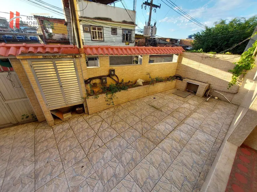 Casa com 5 quartos à venda, 225m2 em Jardim Panamá, Duque De Caxias - RJ - imagem 5 Foto 5 de Casa com 5 quartos à venda, 225m2 em Jardim Panamá, Duque De Caxias - RJ