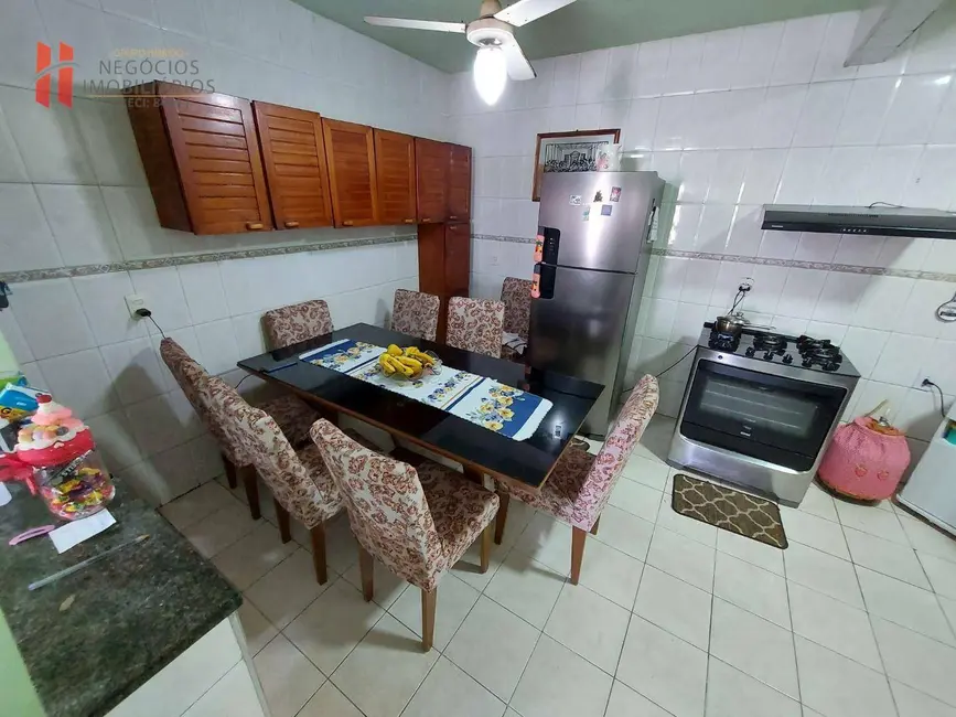 Casa com 3 quartos à venda, 160m2 em Vila São Luís, Duque De Caxias - RJ - imagem 7 Foto 7 de Casa com 3 quartos à venda, 160m2 em Vila São Luís, Duque De Caxias - RJ