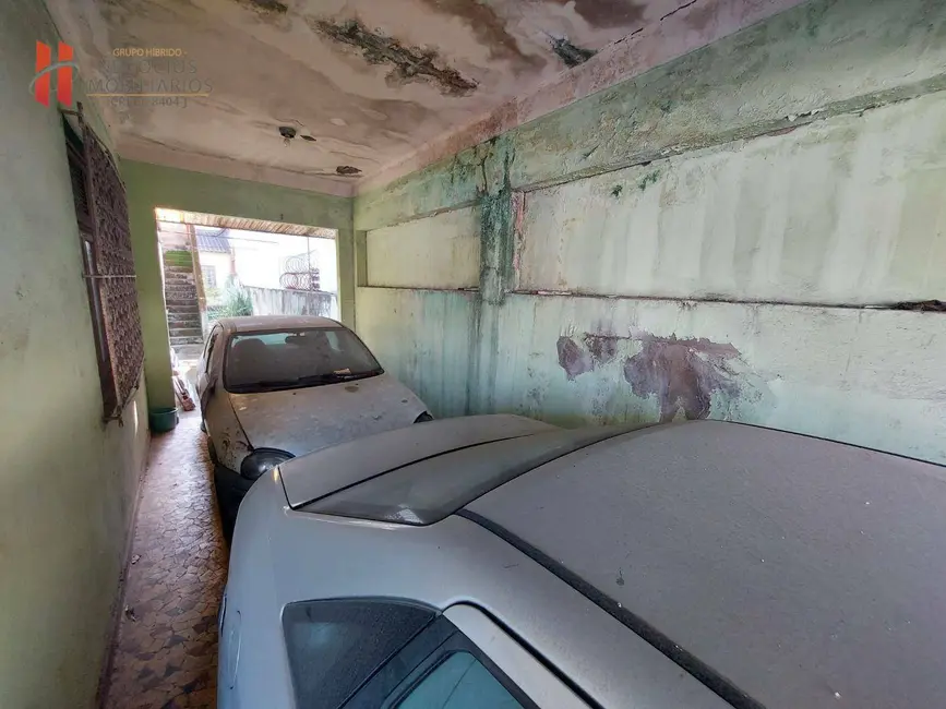 Casa com 3 quartos à venda, 360m2 em Jardim Vinte e Cinco de Agosto, Duque De Caxias - RJ - imagem 3 Foto 3 de Casa com 3 quartos à venda, 360m2 em Jardim Vinte e Cinco de Agosto, Duque De Caxias - RJ