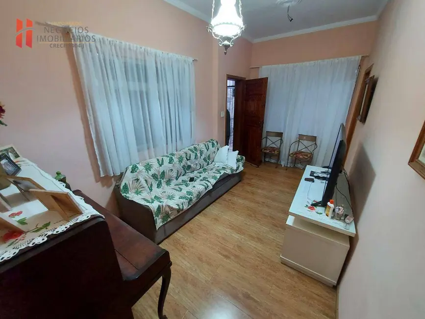 Casa com 3 quartos à venda, 400m2 em Jardim Vinte e Cinco de Agosto, Duque De Caxias - RJ - imagem 5 Foto 5 de Casa com 3 quartos à venda, 400m2 em Jardim Vinte e Cinco de Agosto, Duque De Caxias - RJ
