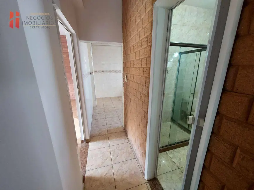 Apartamento com 3 quartos à venda, 107m2 em Jardim Vinte e Cinco de Agosto, Duque De Caxias - RJ - imagem 4 Foto 4 de Apartamento com 3 quartos à venda, 107m2 em Jardim Vinte e Cinco de Agosto, Duque De Caxias - RJ