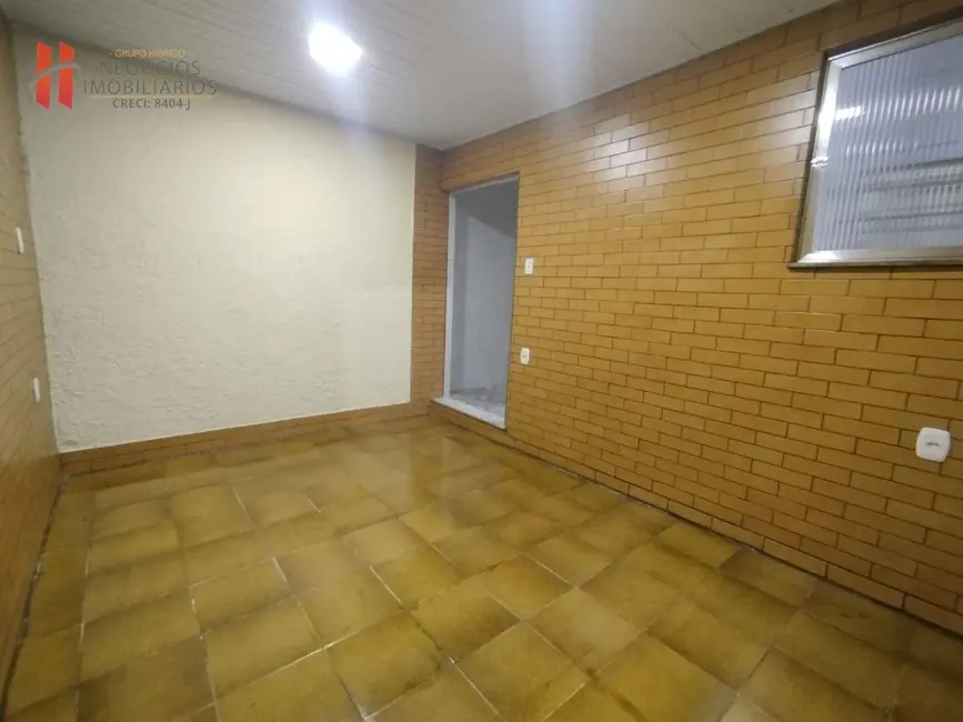 Foto 1 de Casa com 2 quartos para alugar, 55m2 em Vila Meriti, Duque De Caxias - RJ