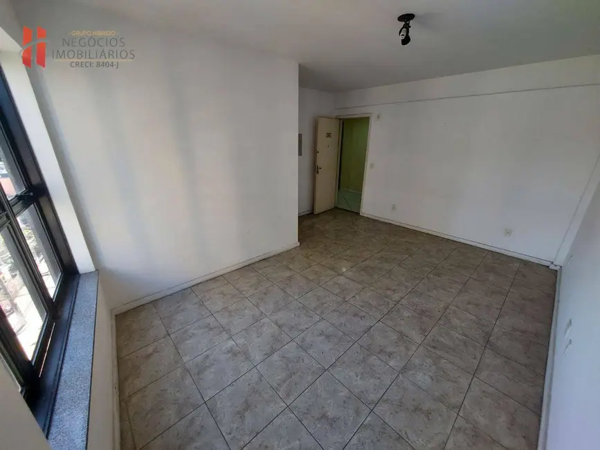 Sala Comercial à venda e para alugar, 28m2 em Jardim Vinte e Cinco de Agosto, Duque De Caxias - RJ - imagem 3 Foto 3 de Sala Comercial à venda e para alugar, 28m2 em Jardim Vinte e Cinco de Agosto, Duque De Caxias - RJ