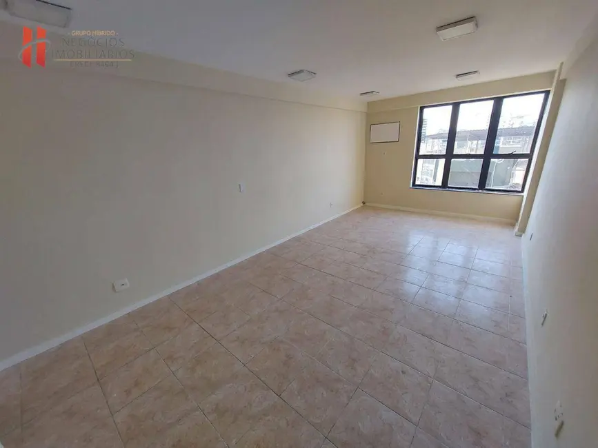 Foto 1 de Sala Comercial à venda e para alugar, 28m2 em Jardim Vinte e Cinco de Agosto, Duque De Caxias - RJ