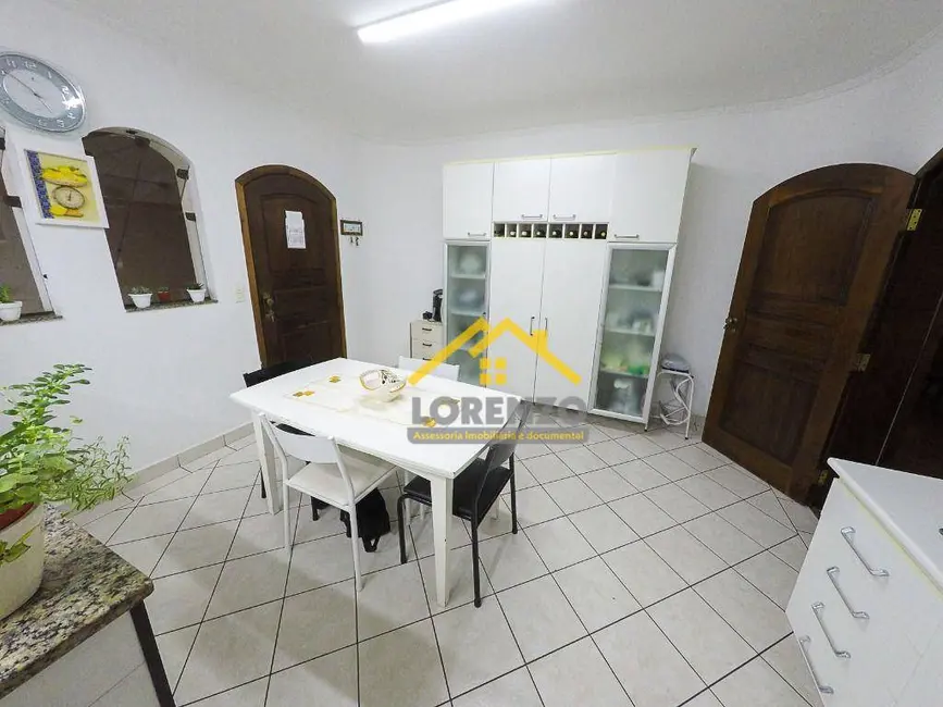 Foto 8 de Sobrado com 4 quartos à venda, 354m2 em Vila Gilda, Santo Andre - SP