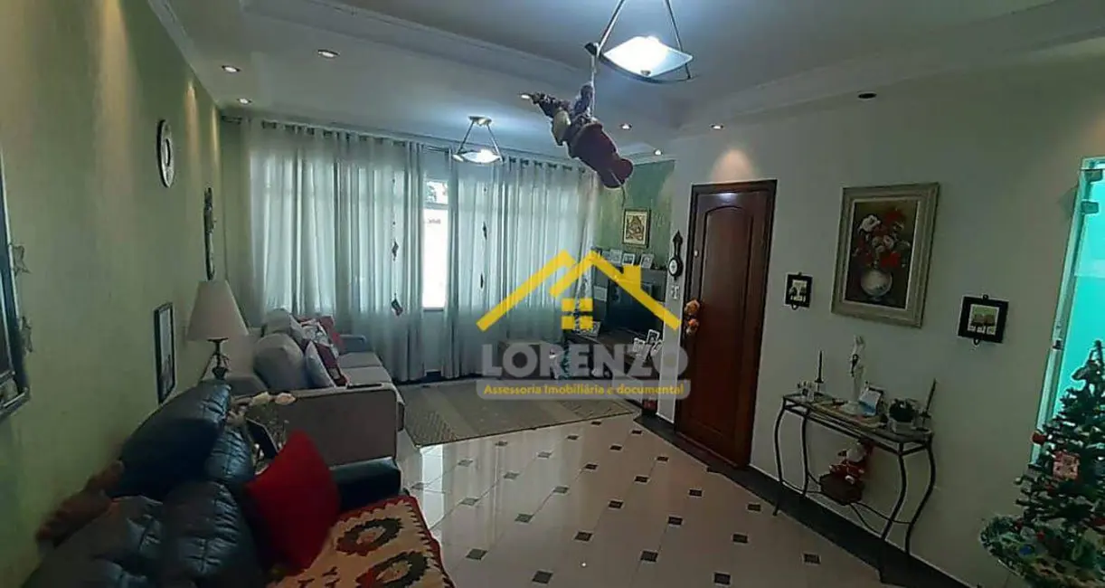 Sobrado com 4 quartos à venda, 240m2 em Vila Assunção, Santo Andre - SP - imagem 4 Foto 4 de Sobrado com 4 quartos à venda, 240m2 em Vila Assunção, Santo Andre - SP
