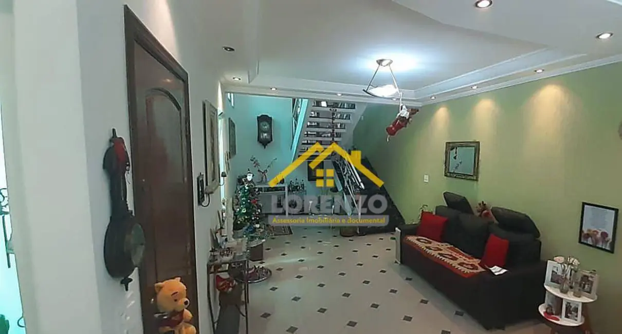 Sobrado com 4 quartos à venda, 240m2 em Vila Assunção, Santo Andre - SP - imagem 6 Foto 6 de Sobrado com 4 quartos à venda, 240m2 em Vila Assunção, Santo Andre - SP