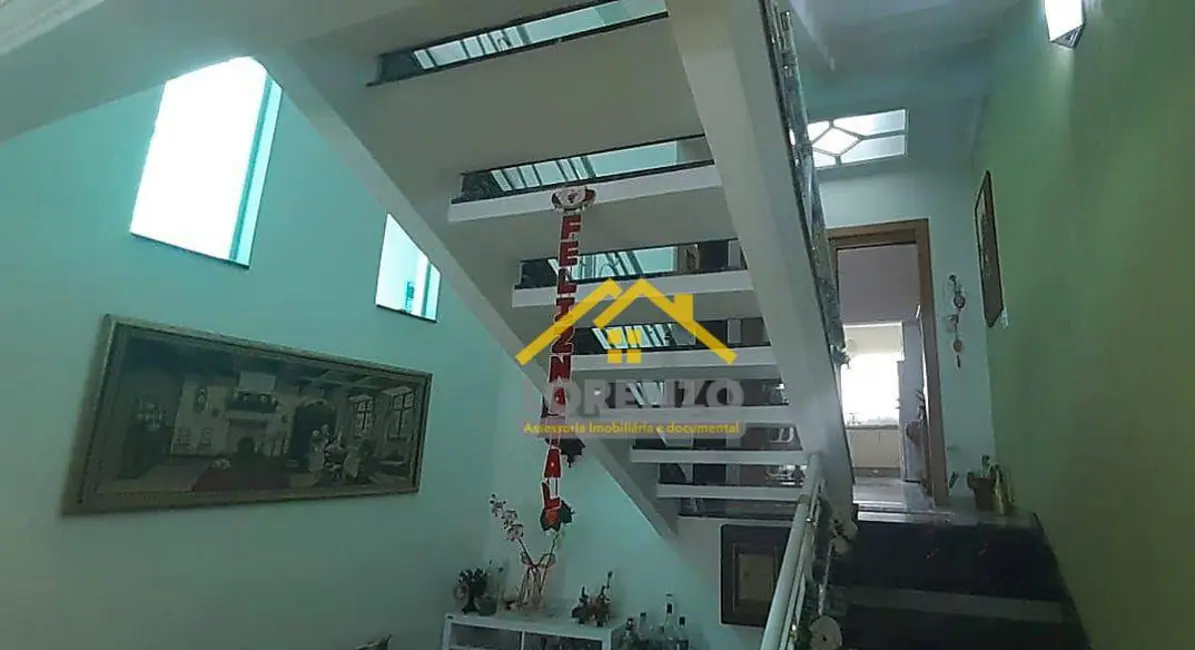 Sobrado com 4 quartos à venda, 240m2 em Vila Assunção, Santo Andre - SP - imagem 9 Foto 9 de Sobrado com 4 quartos à venda, 240m2 em Vila Assunção, Santo Andre - SP