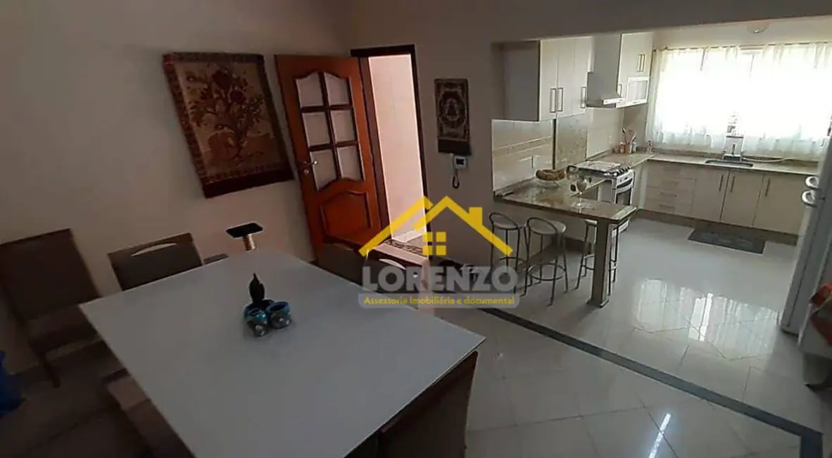 Sobrado com 4 quartos à venda, 240m2 em Vila Assunção, Santo Andre - SP - imagem 8 Foto 8 de Sobrado com 4 quartos à venda, 240m2 em Vila Assunção, Santo Andre - SP