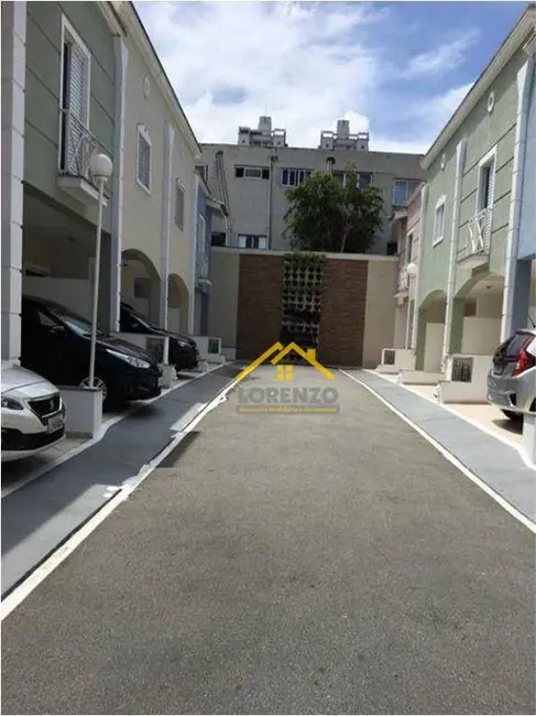 Foto 2 de Sobrado com 3 quartos à venda, 116m2 em Vila Scarpelli, Santo Andre - SP