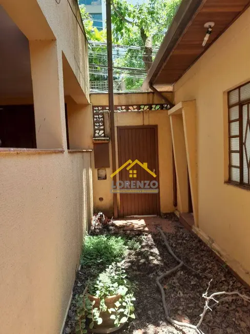 Foto 3 de Sobrado com 2 quartos à venda, 140m2 em Vila Bastos, Santo Andre - SP