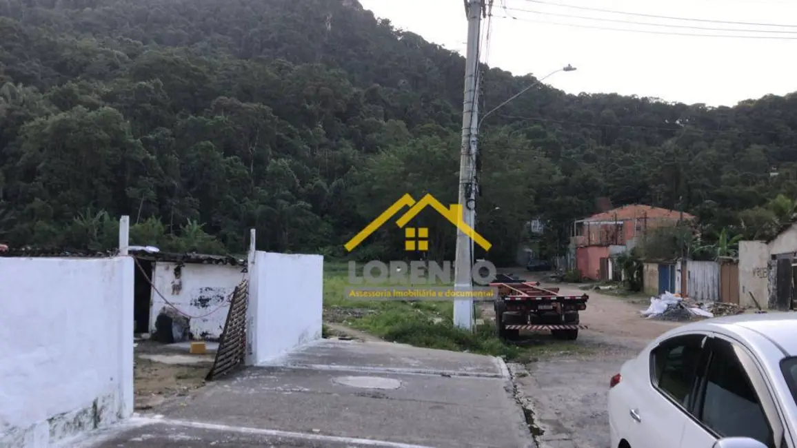 Foto 2 de Terreno / Lote à venda, 1008m2 em Guaruja - SP