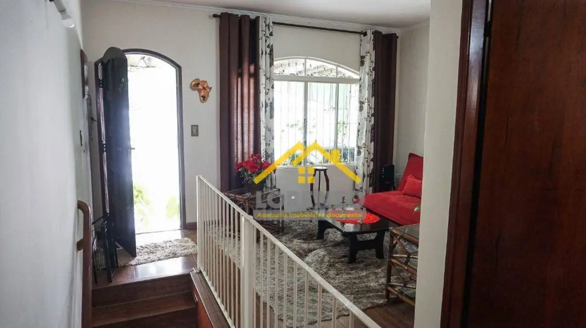 Foto 2 de Casa com 4 quartos à venda, 120m2 em Parque das Nações, Santo Andre - SP