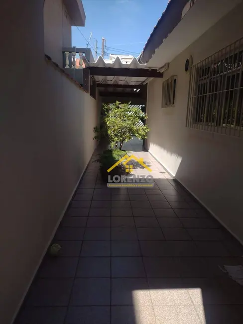 Casa com 2 quartos à venda, 260m2 em Vila Pires, Santo Andre - SP - imagem 1 Foto 1 de Casa com 2 quartos à venda, 260m2 em Vila Pires, Santo Andre - SP
