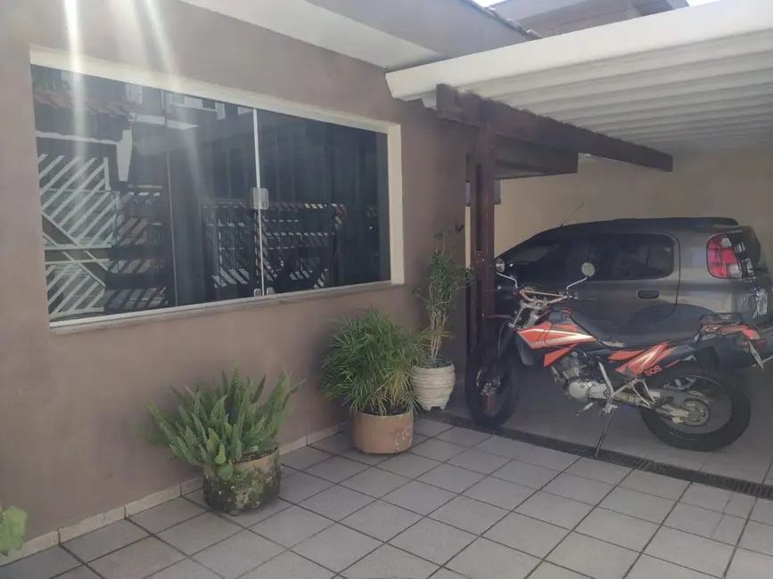 Casa com 2 quartos à venda, 260m2 em Vila Pires, Santo Andre - SP - imagem 2 Foto 2 de Casa com 2 quartos à venda, 260m2 em Vila Pires, Santo Andre - SP