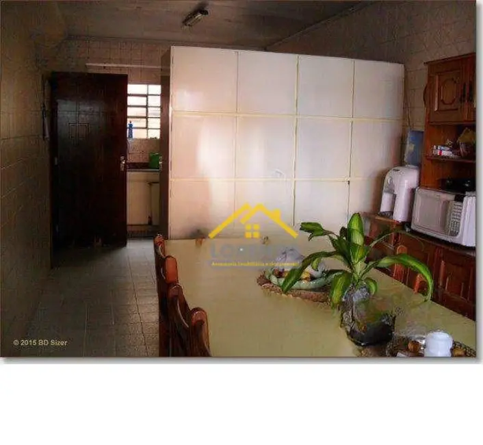 Casa com 3 quartos à venda, 396m2 em Vila Bastos, Santo Andre - SP - imagem 3 Foto 3 de Casa com 3 quartos à venda, 396m2 em Vila Bastos, Santo Andre - SP