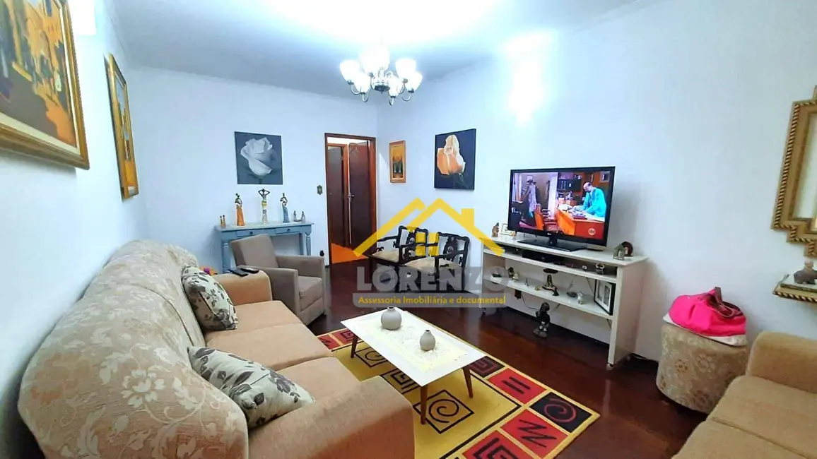 Foto 1 de Sobrado com 3 quartos à venda, 205m2 em Vila Pires, Santo Andre - SP