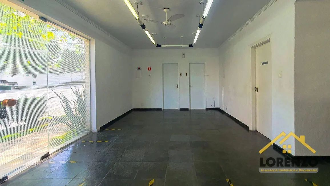 Foto 1 de Sobrado com 3 quartos para alugar, 300m2 em Vila Bastos, Santo Andre - SP
