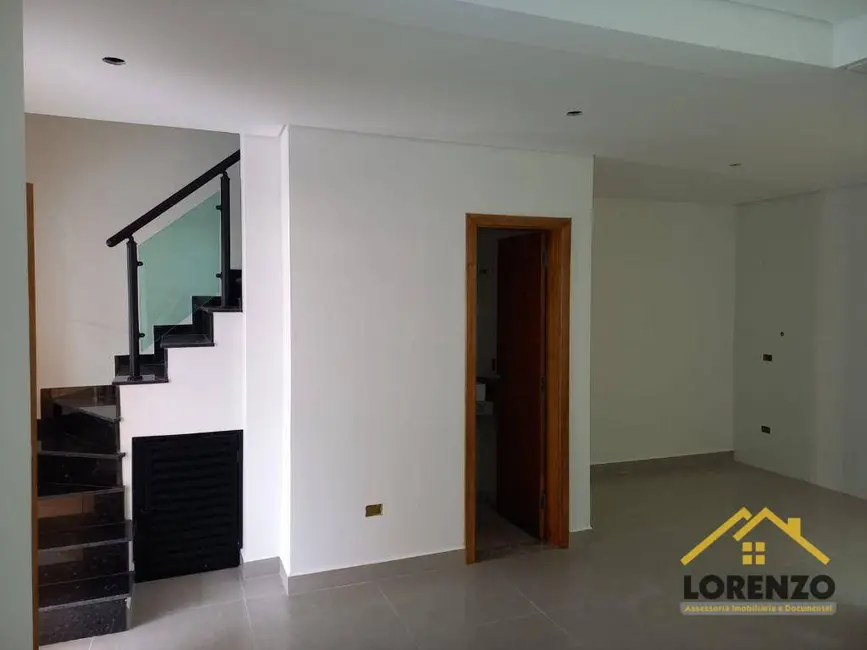 Sobrado com 3 quartos à venda, 154m2 em Vila Curuçá, Santo Andre - SP - imagem 4 Foto 4 de Sobrado com 3 quartos à venda, 154m2 em Vila Curuçá, Santo Andre - SP