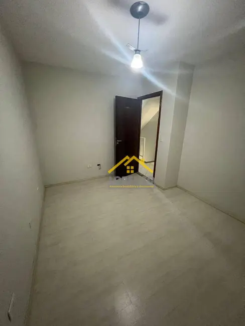Foto 5 de Sobrado com 4 quartos à venda, 101m2 em Jardim, Santo Andre - SP
