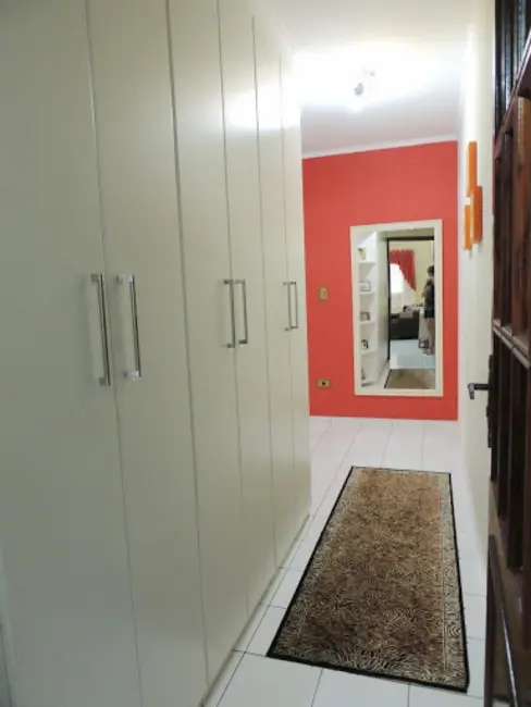 Foto 5 de Casa com 2 quartos à venda, 204m2 em Vila Cecília Maria, Santo Andre - SP