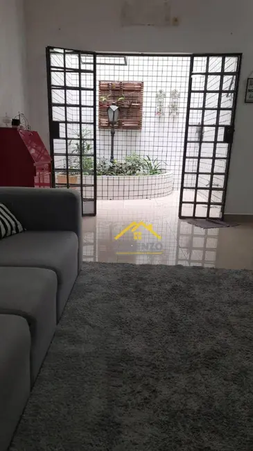 Foto 9 de Sobrado com 3 quartos à venda, 266m2 em Vila Pires, Santo Andre - SP