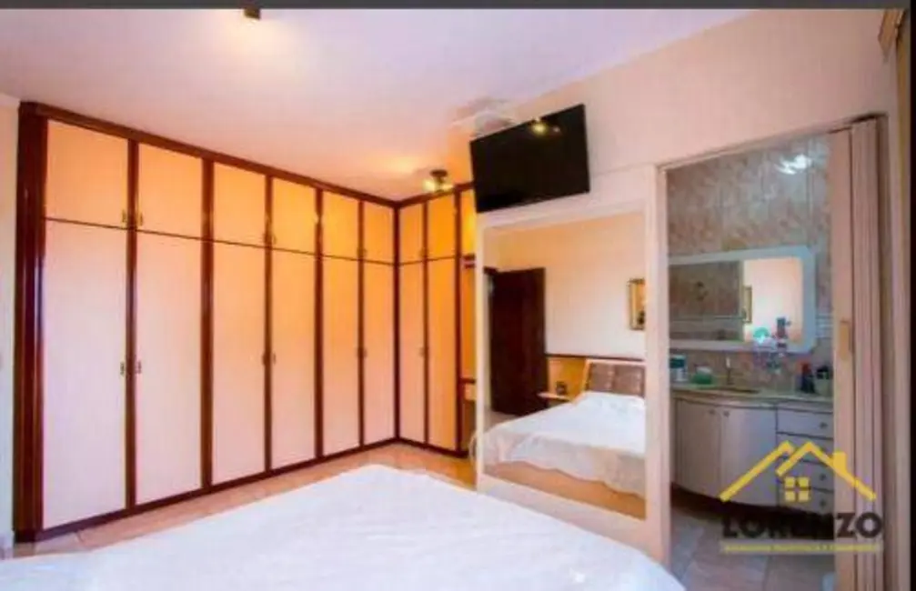 Sobrado com 2 quartos à venda, 125m2 em Vila Floresta, Santo Andre - SP - imagem 9 Foto 9 de Sobrado com 2 quartos à venda, 125m2 em Vila Floresta, Santo Andre - SP