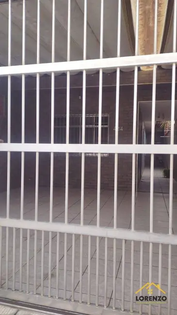 Foto 2 de Casa com 2 quartos à venda, 100m2 em Praia Grande - SP