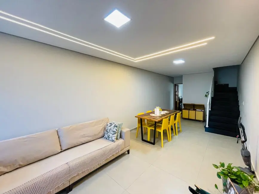 Foto 4 de Sobrado com 3 quartos à venda, 120m2 em Vila Linda, Santo Andre - SP