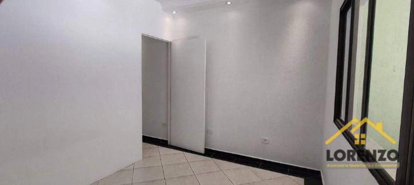 Sobrado com 4 quartos à venda, 150m2 em Assunção, Sao Bernardo Do Campo - SP - imagem 3 Foto 3 de Sobrado com 4 quartos à venda, 150m2 em Assunção, Sao Bernardo Do Campo - SP