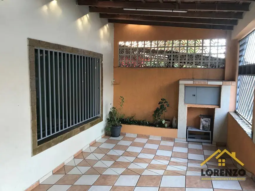 Casa com 3 quartos à venda, 168m2 em Vila Príncipe de Gales, Santo Andre - SP - imagem 2 Foto 2 de Casa com 3 quartos à venda, 168m2 em Vila Príncipe de Gales, Santo Andre - SP
