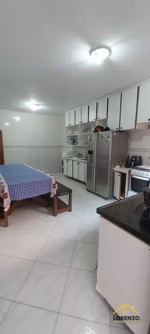 Casa com 3 quartos à venda, 300m2 em Vila Scarpelli, Santo Andre - SP - imagem 6 Foto 6 de Casa com 3 quartos à venda, 300m2 em Vila Scarpelli, Santo Andre - SP