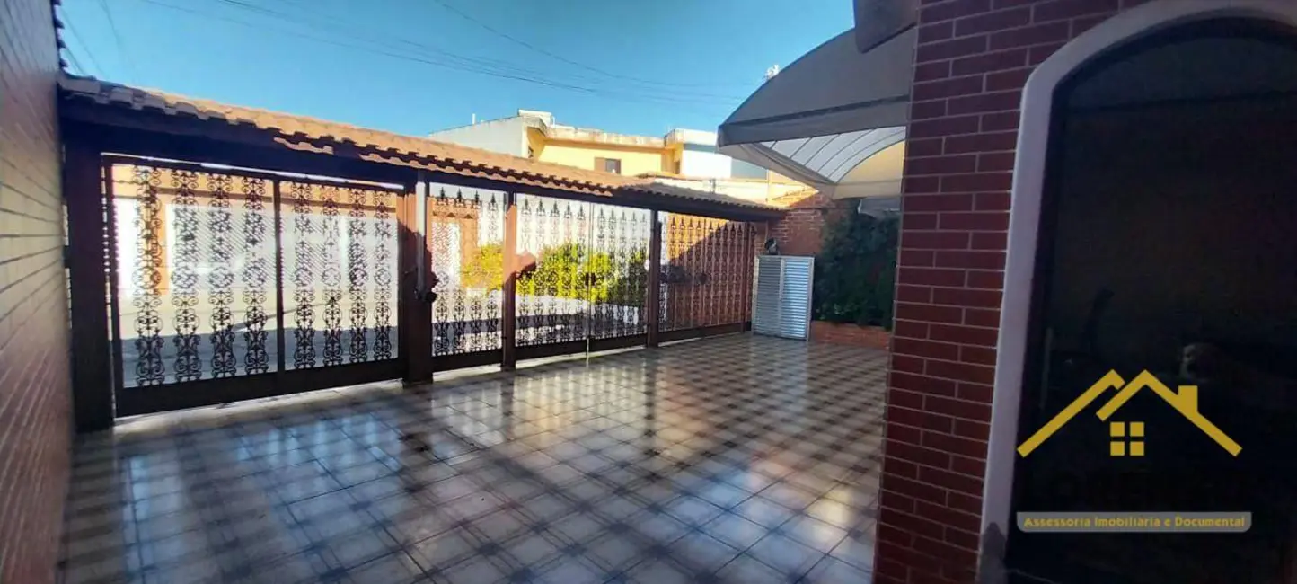 Casa com 3 quartos à venda, 300m2 em Vila Scarpelli, Santo Andre - SP - imagem 4 Foto 4 de Casa com 3 quartos à venda, 300m2 em Vila Scarpelli, Santo Andre - SP