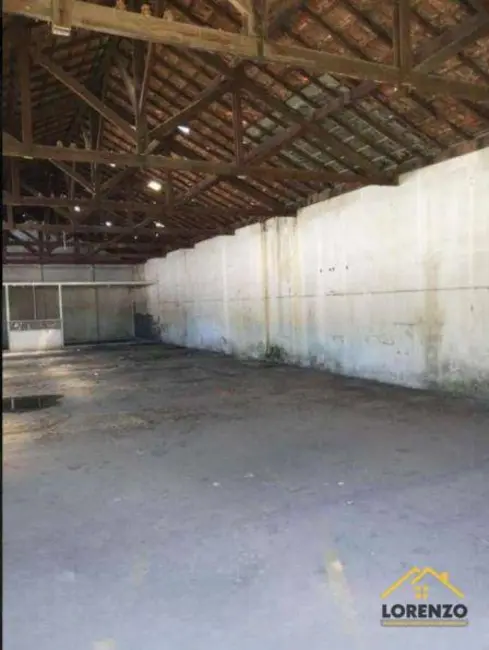 Armazém / Galpão à venda, 2200m2 em Santo Andre - SP - imagem 4 Foto 4 de Armazém / Galpão à venda, 2200m2 em Santo Andre - SP