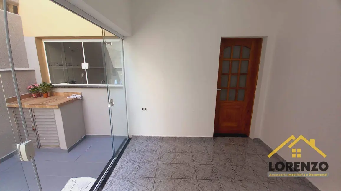 Sobrado com 3 quartos à venda, 150m2 em Vila Homero Thon, Santo Andre - SP - imagem 5 Foto 5 de Sobrado com 3 quartos à venda, 150m2 em Vila Homero Thon, Santo Andre - SP