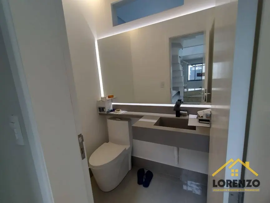 Sobrado com 3 quartos à venda, 200m2 em Vila Jahu, Sao Bernardo Do Campo - SP - imagem 7 Foto 7 de Sobrado com 3 quartos à venda, 200m2 em Vila Jahu, Sao Bernardo Do Campo - SP