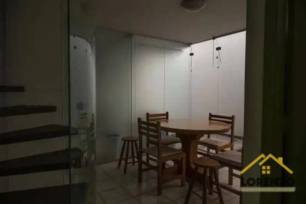 Sobrado com 4 quartos à venda e para alugar, 200m2 em Moema, São Paulo - SP - imagem 4 Foto 4 de Sobrado com 4 quartos à venda e para alugar, 200m2 em Moema, São Paulo - SP