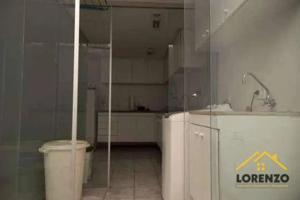Sobrado com 4 quartos à venda e para alugar, 200m2 em Moema, São Paulo - SP - imagem 5 Foto 5 de Sobrado com 4 quartos à venda e para alugar, 200m2 em Moema, São Paulo - SP