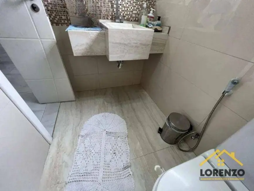 Sobrado com 3 quartos à venda, 198m2 em Vila Scarpelli, Santo Andre - SP - imagem 6 Foto 6 de Sobrado com 3 quartos à venda, 198m2 em Vila Scarpelli, Santo Andre - SP