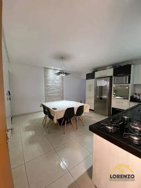 Foto 4 de Casa com 2 quartos à venda, 177m2 em Vila Gilda, Santo Andre - SP