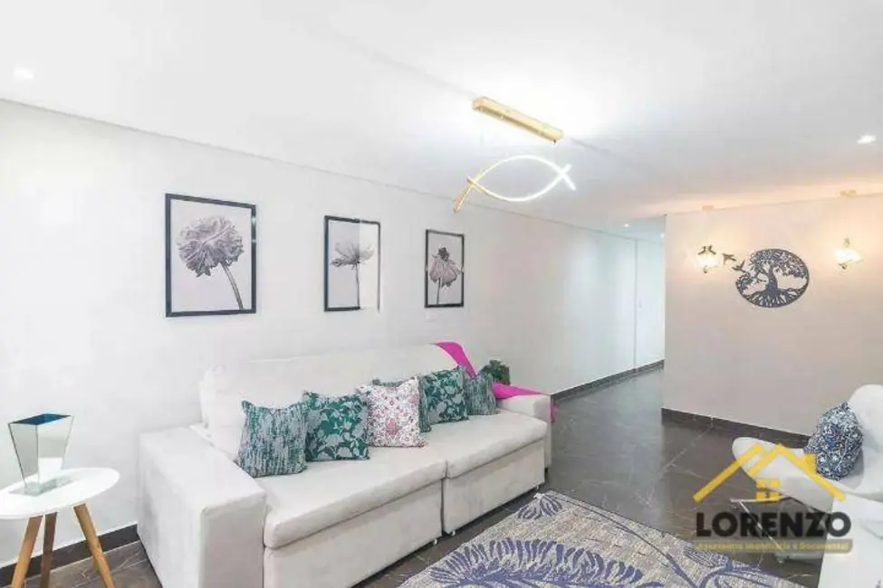 Sobrado com 4 quartos à venda, 174m2 em Vila Scarpelli, Santo Andre - SP - imagem 3 Foto 3 de Sobrado com 4 quartos à venda, 174m2 em Vila Scarpelli, Santo Andre - SP