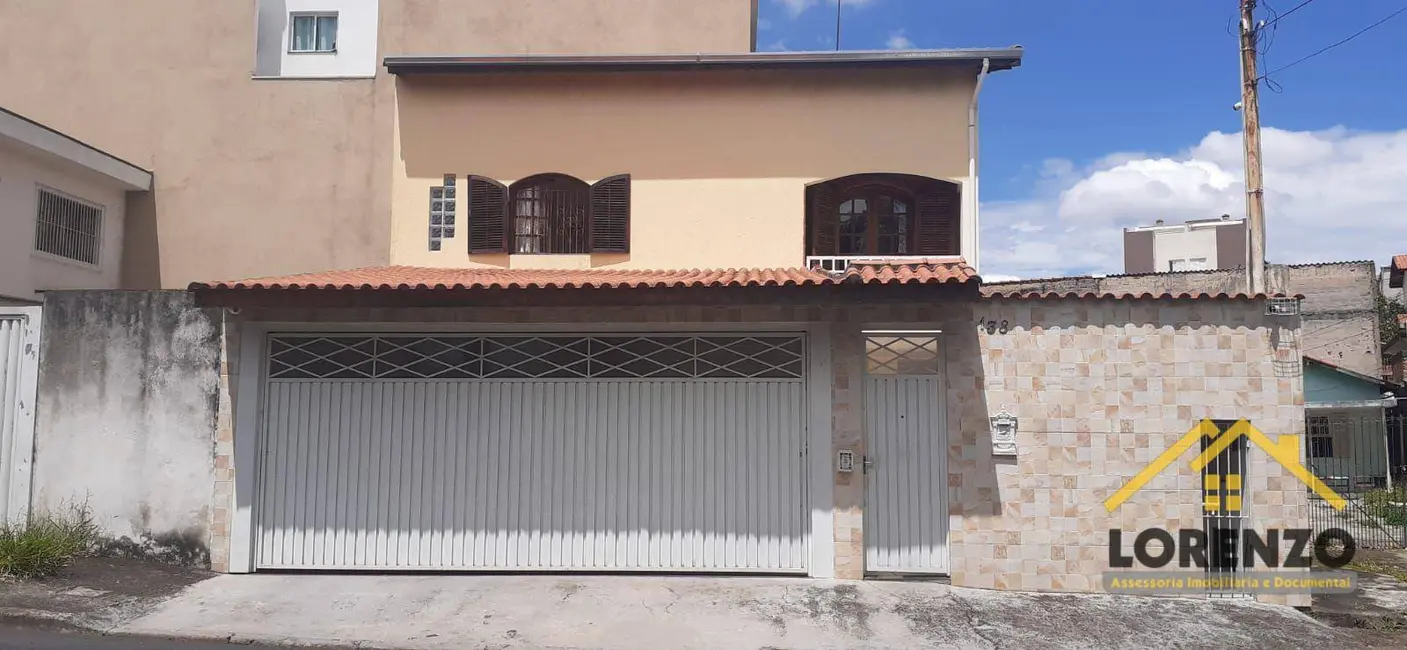 Foto 1 de Sobrado com 3 quartos à venda, 127m2 em Vila Lucinda, Santo Andre - SP