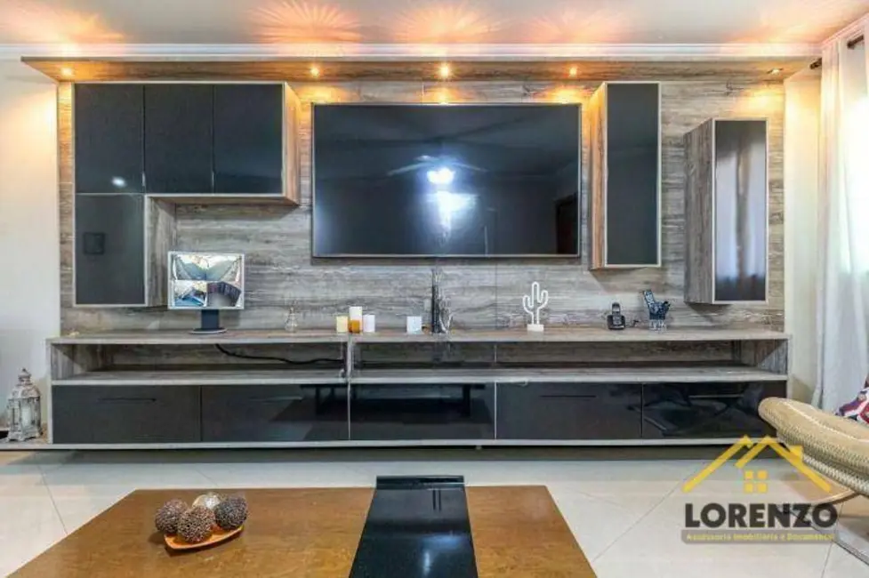 Sobrado com 4 quartos à venda, 185m2 em Parque das Nações, Santo Andre - SP - imagem 4 Foto 4 de Sobrado com 4 quartos à venda, 185m2 em Parque das Nações, Santo Andre - SP