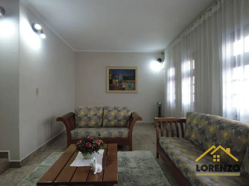 Foto 3 de Sobrado com 3 quartos à venda, 500m2 em Vila Lucinda, Santo Andre - SP