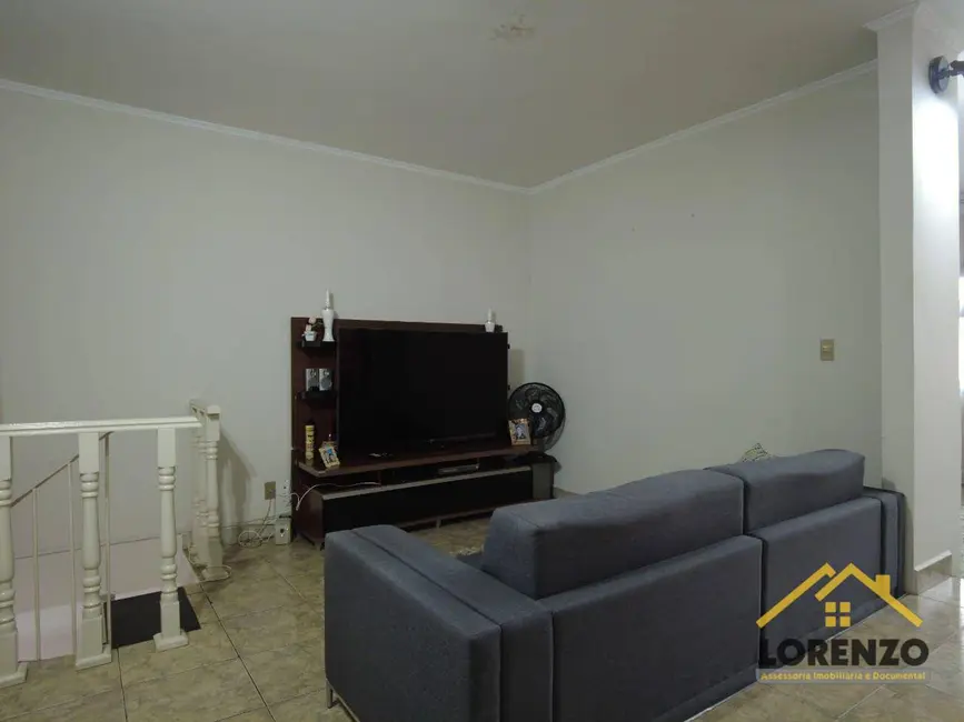 Foto 6 de Sobrado com 3 quartos à venda, 500m2 em Vila Lucinda, Santo Andre - SP