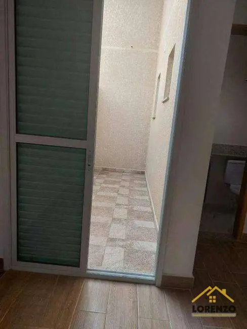 Sobrado com 3 quartos à venda, 180m2 em Vila Alzira, Santo Andre - SP - imagem 6 Foto 6 de Sobrado com 3 quartos à venda, 180m2 em Vila Alzira, Santo Andre - SP