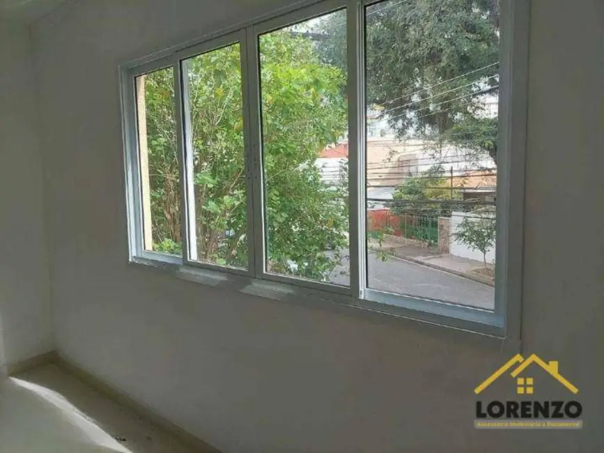 Sobrado com 3 quartos à venda, 180m2 em Vila Alzira, Santo Andre - SP - imagem 5 Foto 5 de Sobrado com 3 quartos à venda, 180m2 em Vila Alzira, Santo Andre - SP